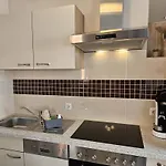 Am Hellgrevenhof Apartment *