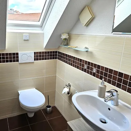 Am Storchenturm Im Hellgrevenhof Eisenach