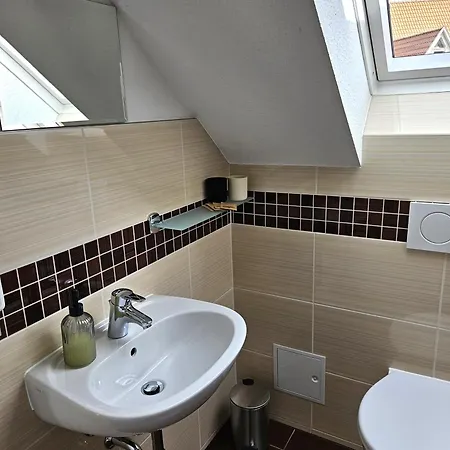Apartment Am Storchenturm Im Hellgrevenhof Eisenach