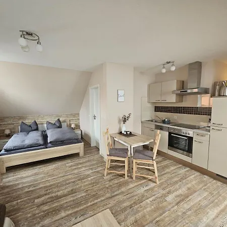 Lägenhet Am Storchenturm Im Hellgrevenhof Eisenach